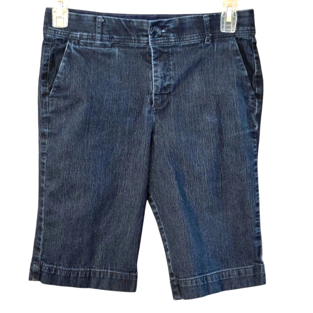 Jos A Banks Dark Blue Denim Bermuda Style Shorts 2 Front Pockets Women size 6